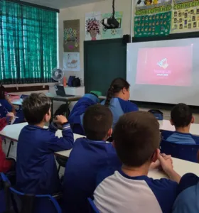 Turma de Jaguariaíva imerge nos biomas brasileiros com o Vamos Ler