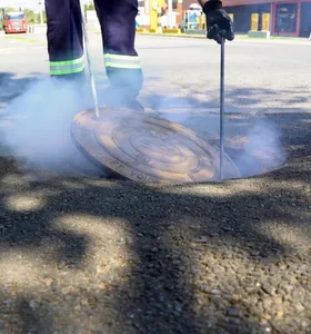 Sanepar realiza testes de fumaça na rede de esgoto em Carambeí