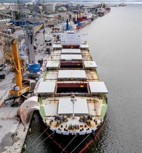 Alta nas exportações impulsiona investimentos no Porto de Paranaguá
