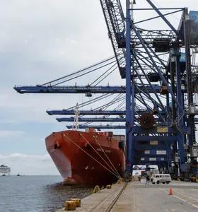 Com alta de 5,5%, exportações do Paraná chegam a R$ 93,5 bilhões