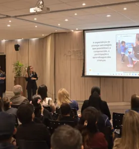 Telêmaco Borba reúne educadores em Fórum sobre Educação Inclusiva