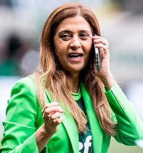 Leila chama oposição do Palmeiras de 'meia dúzia de imbecis' e nega futuro no Vasco
