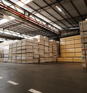 Paraná perdeu R$ 3,9 bi em exportações com o tarifaço dos EUA em um ano