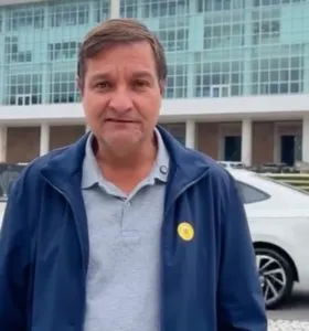 Prefeito de Curiúva busca recursos na Alep para recapear ruas e Avenida Antônio Cunha