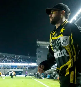 Neymar quebra silêncio após Santos ser eliminado: 'Passamos por dias bem mais difíceis'