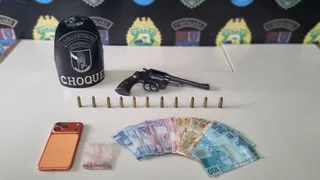 Mulher é presa com arma, drogas e dinheiro durante operação em PG