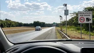 Radar de velocidade média será testado em rodovias do Paraná