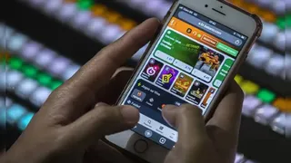 Ex-gerente de banco é presa por desviar R$ 2 mi e usar no 'jogo do tigrinho'