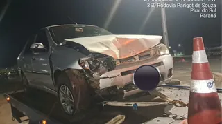 Quatro ficam feridos em acidente na PR-151 em Carambeí e motorista foge