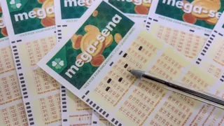 Mega-Sena não tem acertador e prêmio vai a R$ 200 milhões