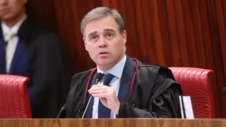 Mendonça derruba sigilo de pagamentos de Vorcaro