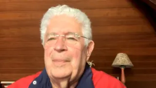 Requião volta a receber aposentadoria de ex-governador do Paraná