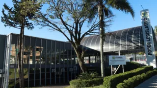 Projeto de Lei cria plano de carreira para servidores efetivos em PG
