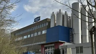 Danone fecha fábrica, demite mais de 200 funcionários e encerra produção de iogurte
