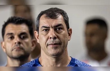 Fábio Carille entra na mira do Corinthians