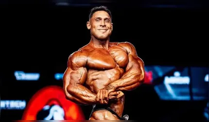 Ramon Dino ficou em terceiro na categoria Classic Physique