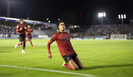 Bragantino goleia por 4 x 2 em noite inspirada de seu ataque