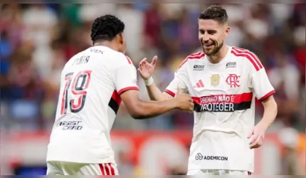 O Flamengo contou com gols de Jorginho, Plata e Paquetá para vencer o Bahia, na Arena Fonte Nova, em Salvador (BA) e voltou à liderança