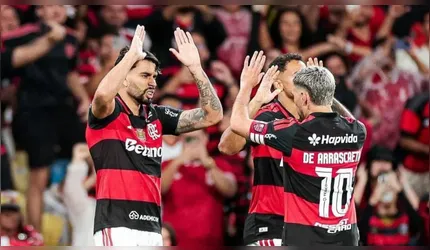 Paquetá comemora gol sopbre o Corinthians pelo Brasileiro