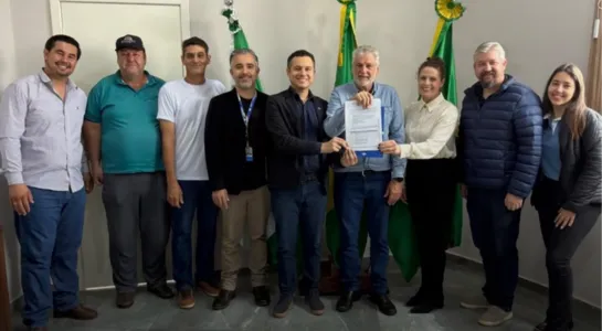 Assinatura do contrato foi realizada nesta quinta-feira (1º)