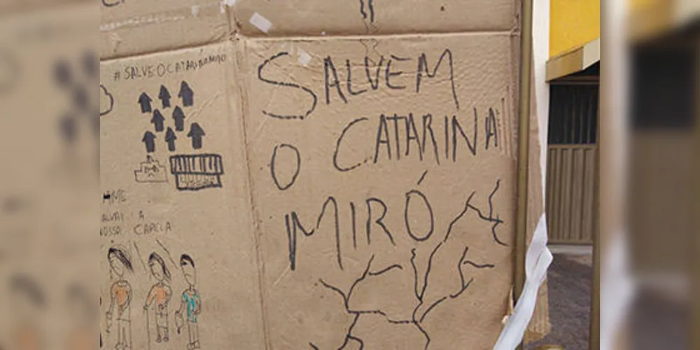 Imagem ilustrativa da imagem Moradores usam ‘malhação de Judas’ para protestar