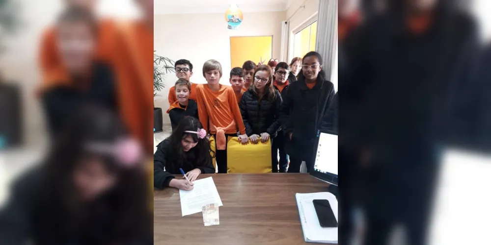 Imagem ilustrativa da imagem Projeto coloca alunos como empreendedores