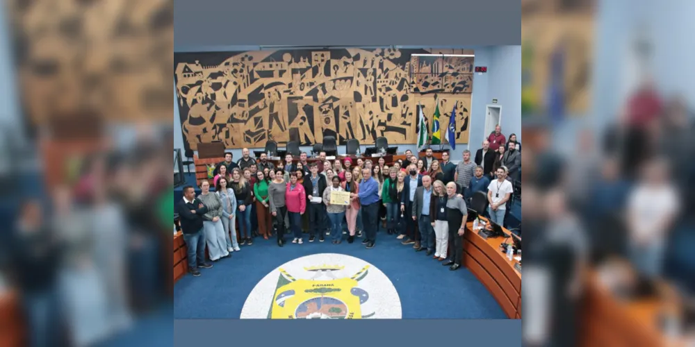 Os 113 servidores da pasta também foram homenageados.