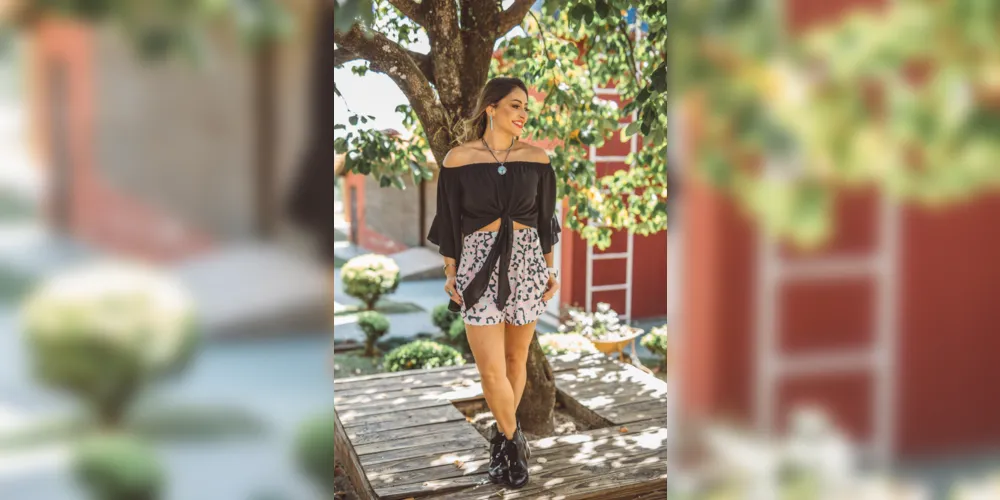 BRINDE À VIDA - A competente profissional da odontologia Danielle Andrade Hasselmann será muito cumprimentada pela passagem de seu aniversário nesta quinta - feira (22). Da coluna RC os votos de realizações.