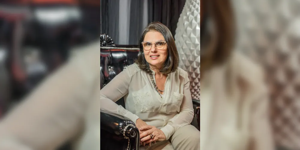 BDAY - A empresária Flavia Barrichello será muito cumprimentada pela passagem de seu aniversário nesta sexta-feira (23). Da coluna RC os votos de felicidades e sucesso.