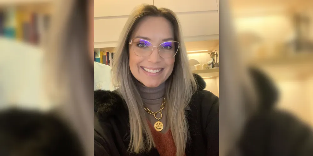 NIVER - A empresária Helen Machado Hampf recebeu as felicitações pela troca de idade na última semana. Da coluna RC os votos de felicidades e prosperidade.