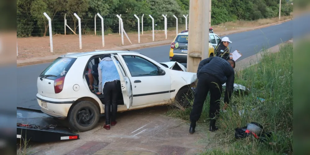 Equipe da Polícia Militar esteve no local para fazer o Boletim de Ocorrência.