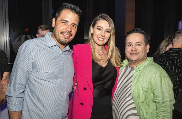 Marcio Carvalho, este colunista e Karla Trentin