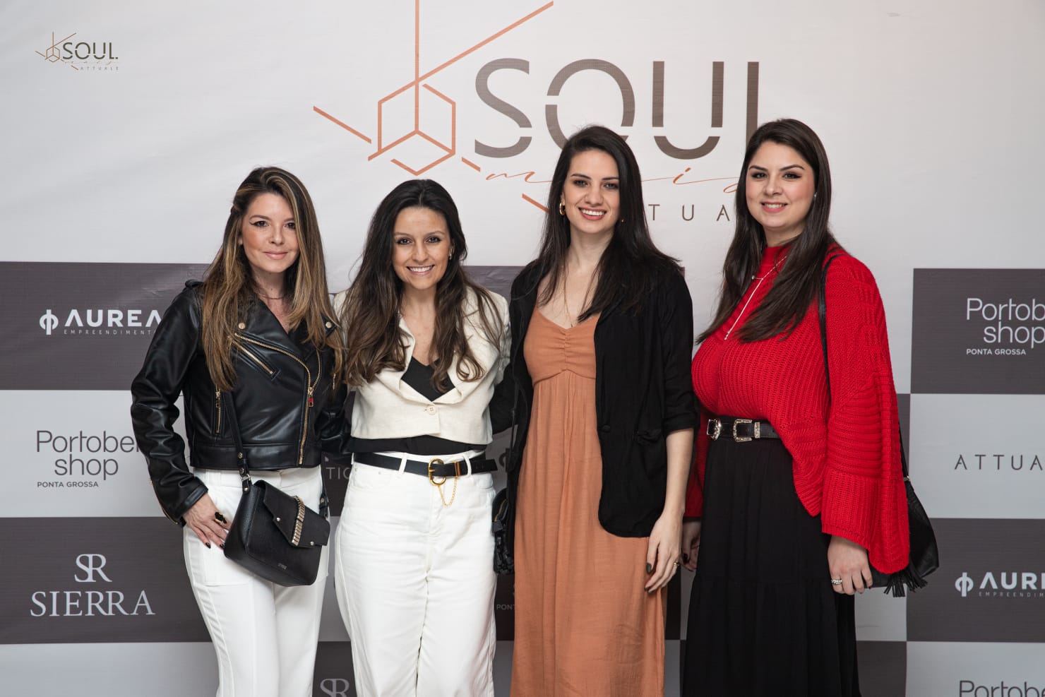 Sabrina Gomes, Giana Moro, Katherine Oliveira e Jessica Passoni