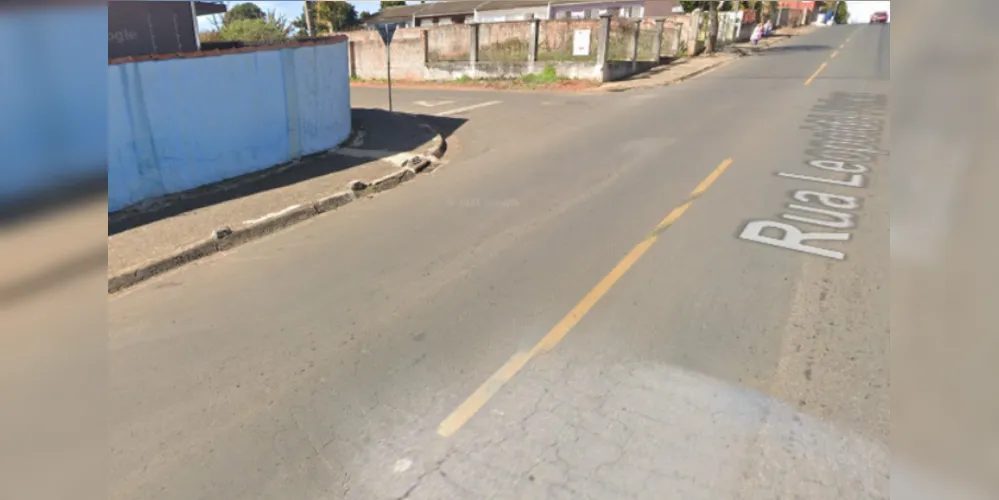 Imagem mostra a esquina antes da obra