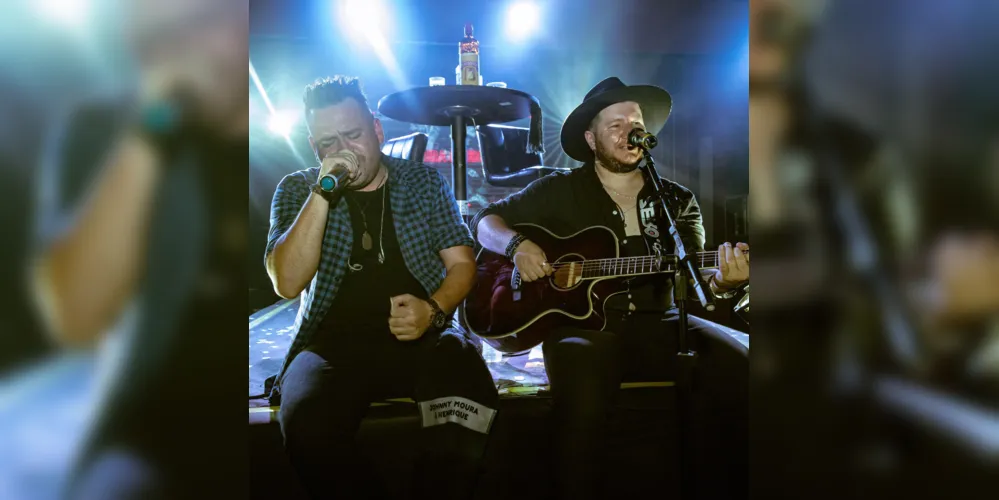 Na sexta, a dupla Johnny Moura & Henrique se apresentam no Quintal da XV