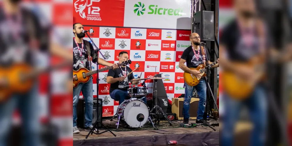 A banda Vinil 45 traz rock clássico para o Carnarock do Baviera na sexta