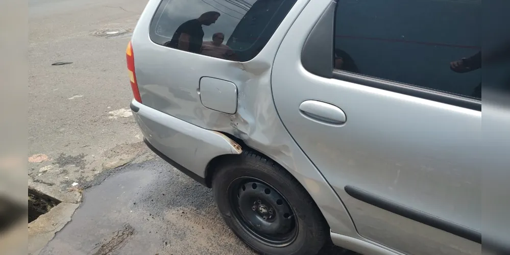 Condutor do carro e a passageira não tiveram ferimentos