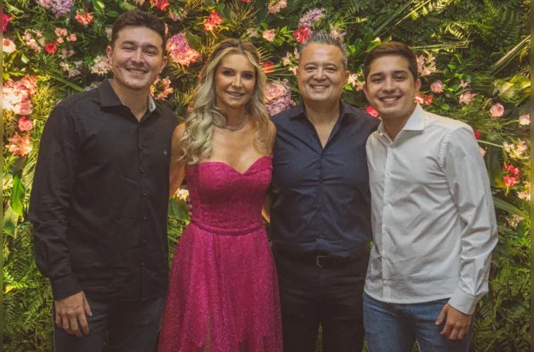 Janete V. Takakusa, Emerson Takakusa e seus filhos Fernando e Leonardo Vantroba Takakusa