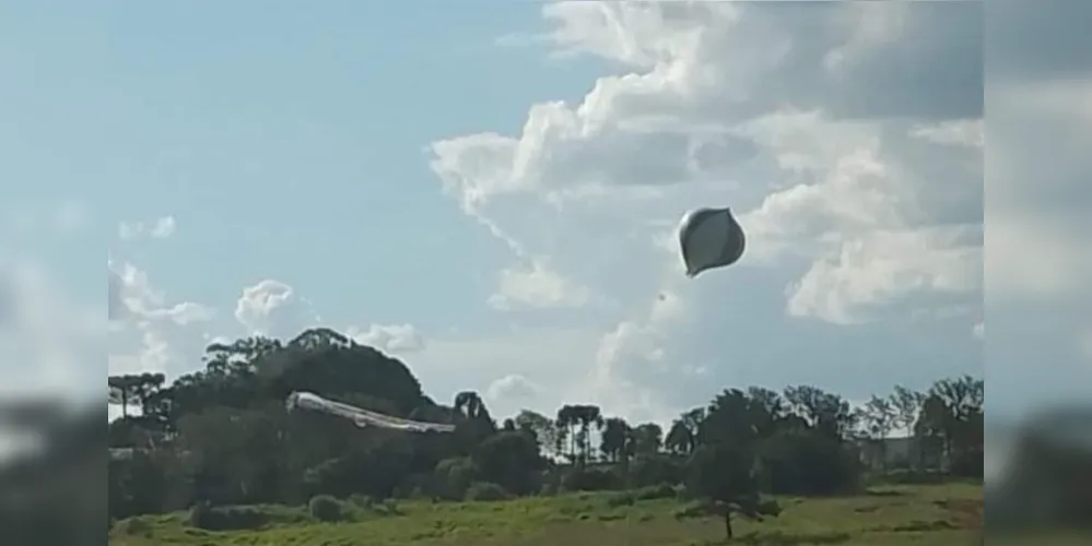 Informações apuradas pelo Jornal da Manhã e Portal aRede, o balão teria sido lançado em Curitiba, na região da Barreirinha