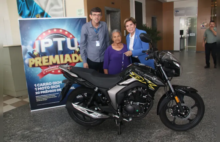 Dona Maria Domingas Jesuíno, ganhadora da motocicleta, disse que nem acreditou quando a filha dela contou que ela tinha sido sorteada.