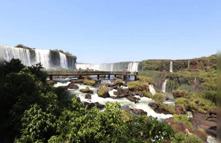 Voo direto Foz do Iguaçu-Lima será inaugurado com três frequências semanais em novembro