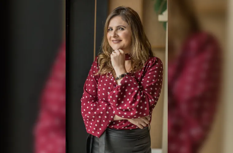 A conceituada advogada Luciana de Oliveira Bassani será muito cumprimentada pela passagem de seu aniversário nesta quinta-feira (04). Da coluna RC os votos de felicidades infinitas.