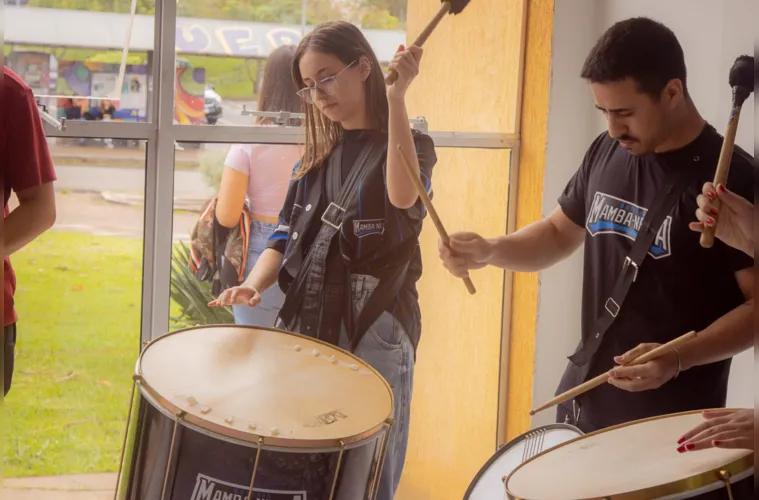 A programação de acolhida seguiu na segunda-feira (13), com atividades organizadas pelos Setores e Centros Acadêmicos.