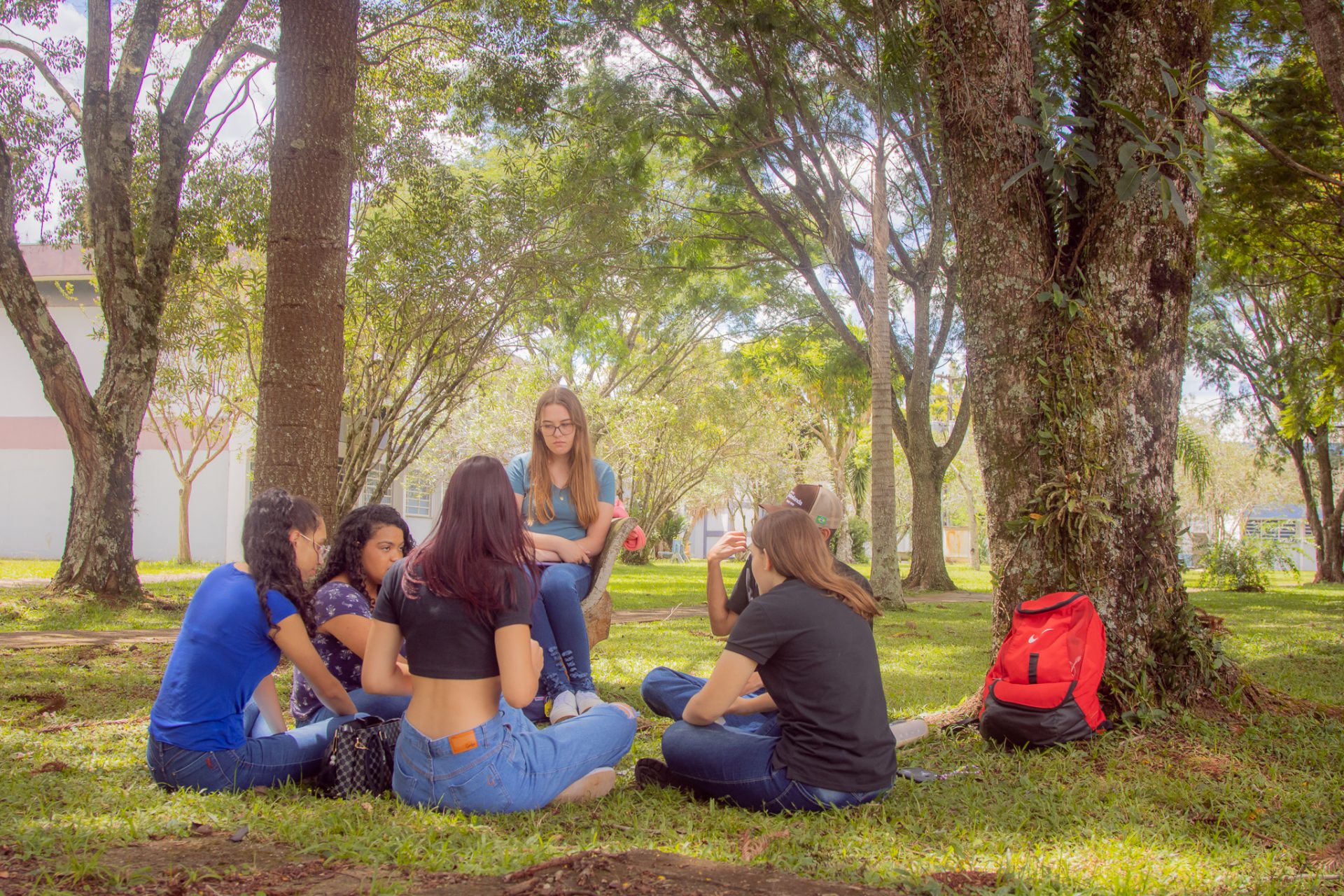 Dos mais de mil novos alunos, 987 são mulheres, o que representa 60,1% dos calouros.