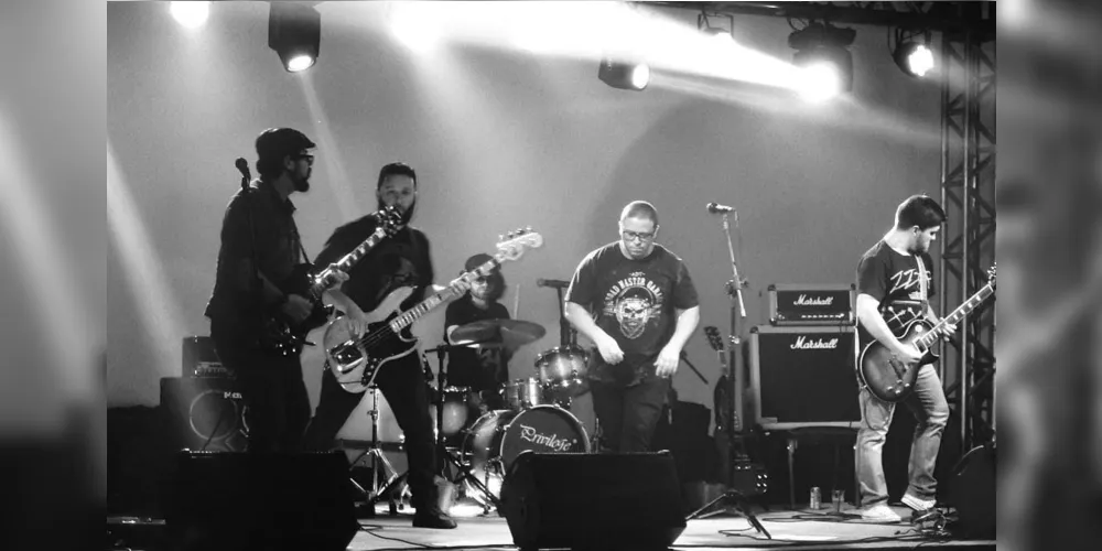 Neste sábado tem a banda ‘Garimpeiros da Lua’ se apresenta no Frederico Cervejas