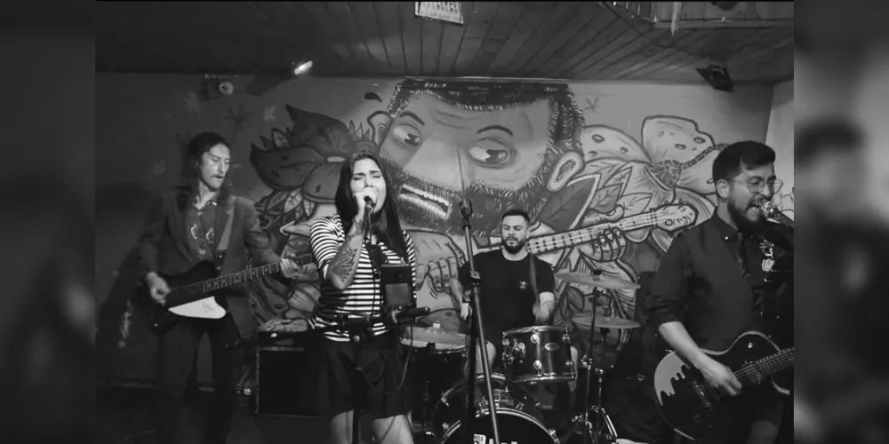 Na sexta, o bar recebe a banda ‘Little Dolly’ com o tributo a Rita Lee