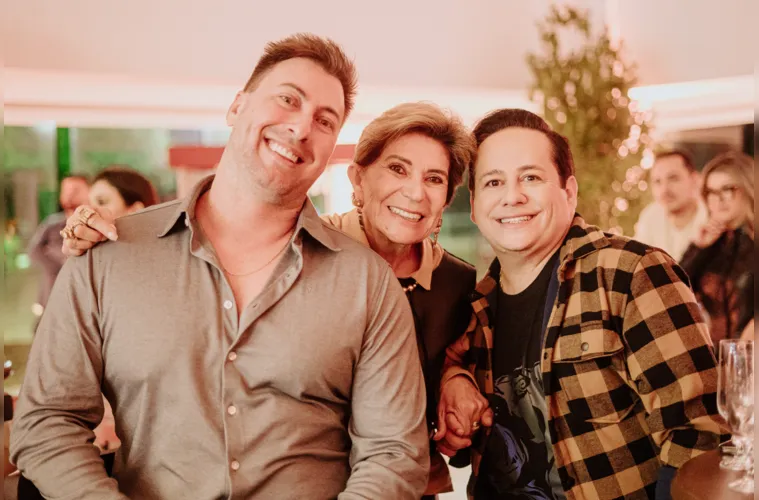 Fernando Gawronski, este colunista e Elizabeth Schmidt