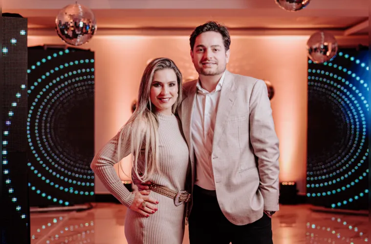 Mariele Araujo e Rodrigo Brustolin