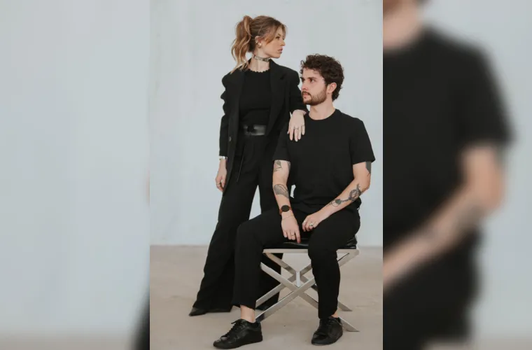 No registro especial para a coluna RC, os arquitetos Natália Moro Nascimento e Leonardo Maestrelli que recentemente inauguraram o Elã Atelier. O no escritório de arquitetura promete trazem um conceito moderno aliando arte e design aos seus projetos. Sucesso são os nossos votos para esse novo espaço