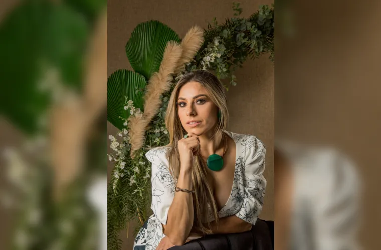 A badalada personal trainer Talirian Angiéllen de Faria receberá as felicitações pela troca de idade no próximo domingo (25). Da coluna RC os votos de alegrias e sucesso.